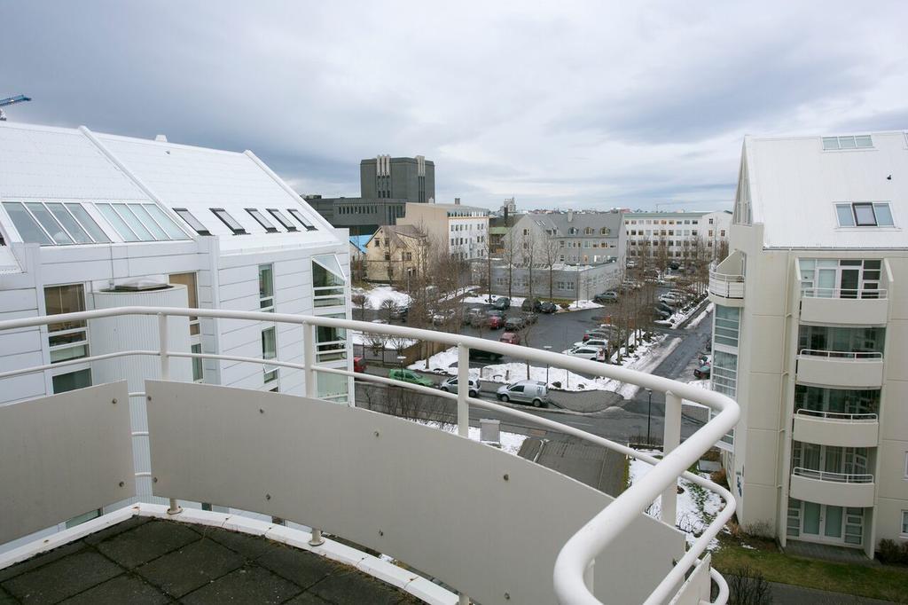 Penthouse Downtown With Free Parking Apartment Reykjavík Exterior photo